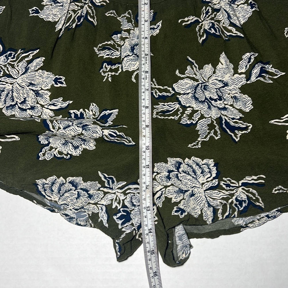 Abercrombie & Fitch Women's Shorts Lot Of 2 Drawstring Pull On Sz M Blue/Green - Picture 15 of 17
